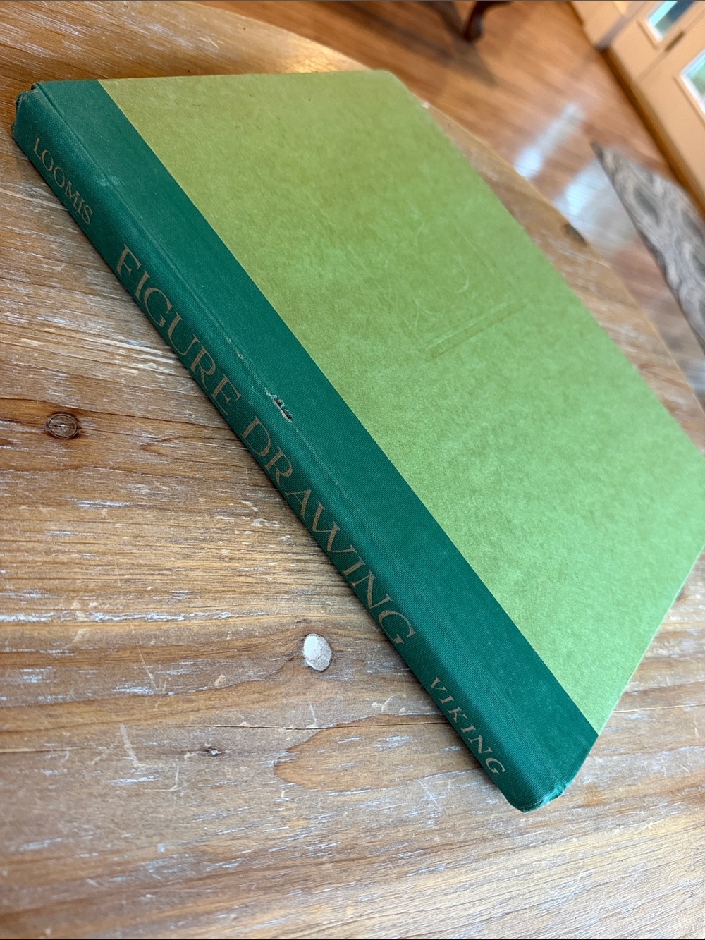 Figure Drawing For All It’s Worth.  By Andrew Looms. Hardcover Vintage Book